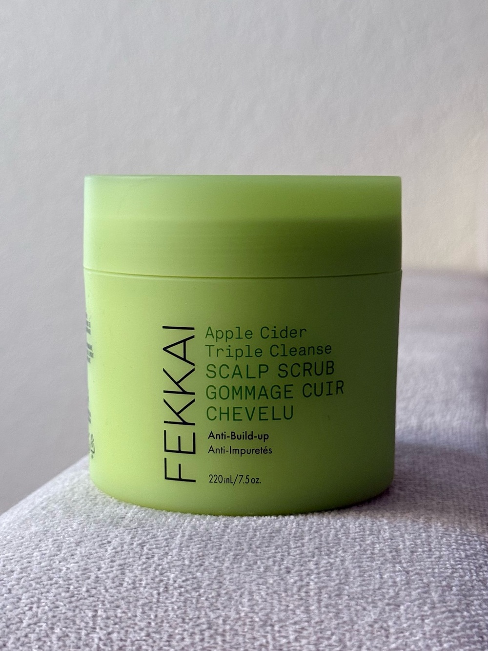 FEKKAI Apple Cider Detox Scalp Scrub